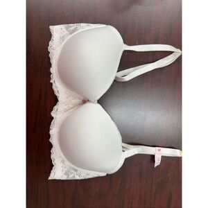 NWT Victoria’s Secret Dream Angels Lined Demi White Bra with Lace Size 34DD